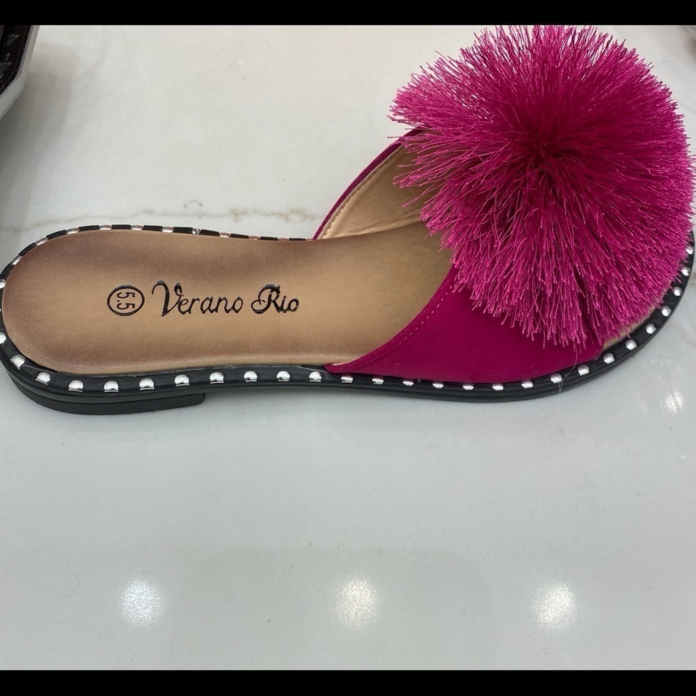 Pom Pom Slide Sandals (Fuschia)